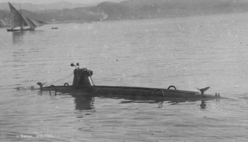 TORPEDINIERE SOTTOMARINO DELFINO 01.jpg